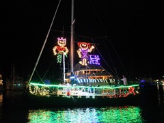 Schooner Wharf Bar Lighted Boat Parade 2018