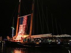 Schooner Wharf Bar Lighted Boat Parade 2018