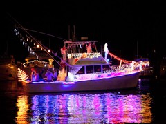 Schooner Wharf Bar Lighted Boat Parade 2018